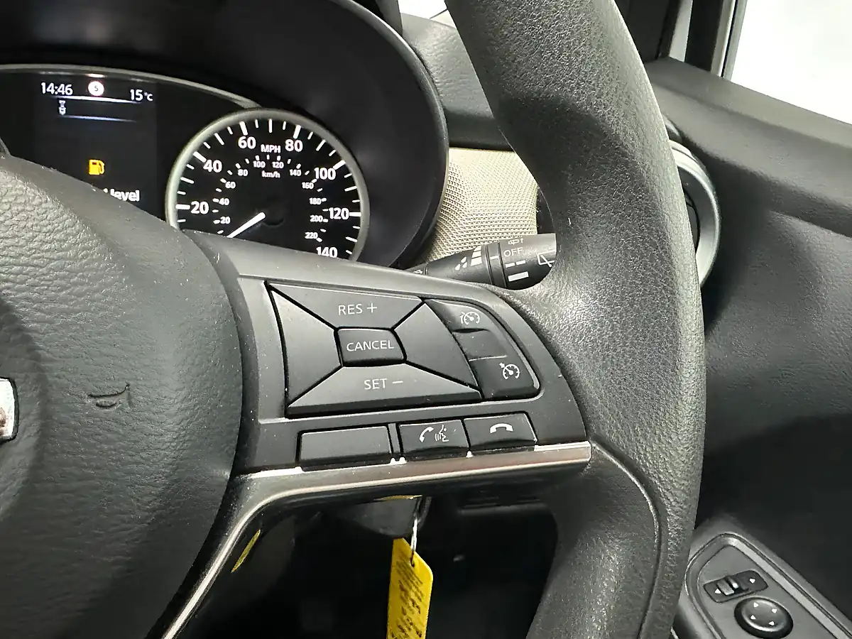 Used 2017 Nissan Micra Acenta White - Interior and Exterior details 16