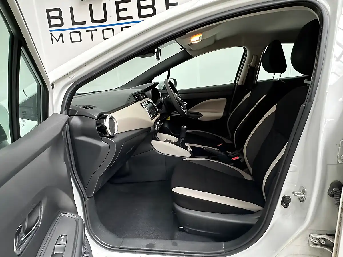 Used 2017 Nissan Micra Acenta White - Interior and Exterior details 9