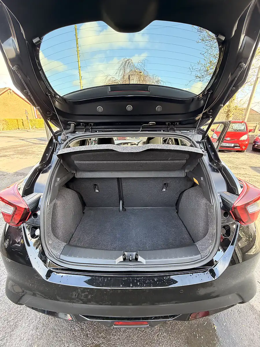 Used 2017 Nissan Micra N-Connecta Black - Interior and Exterior details 13