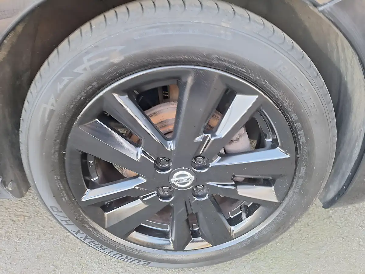 Used 2017 Nissan Micra N-Connecta Black - Interior and Exterior details 16