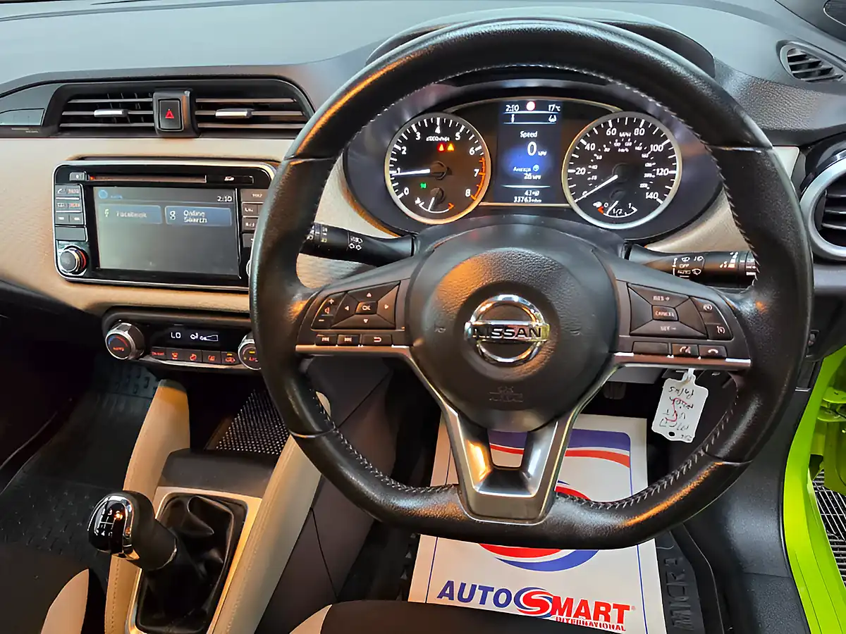 Used 2017 Nissan Micra N-Connecta Green - Interior and Exterior details 11