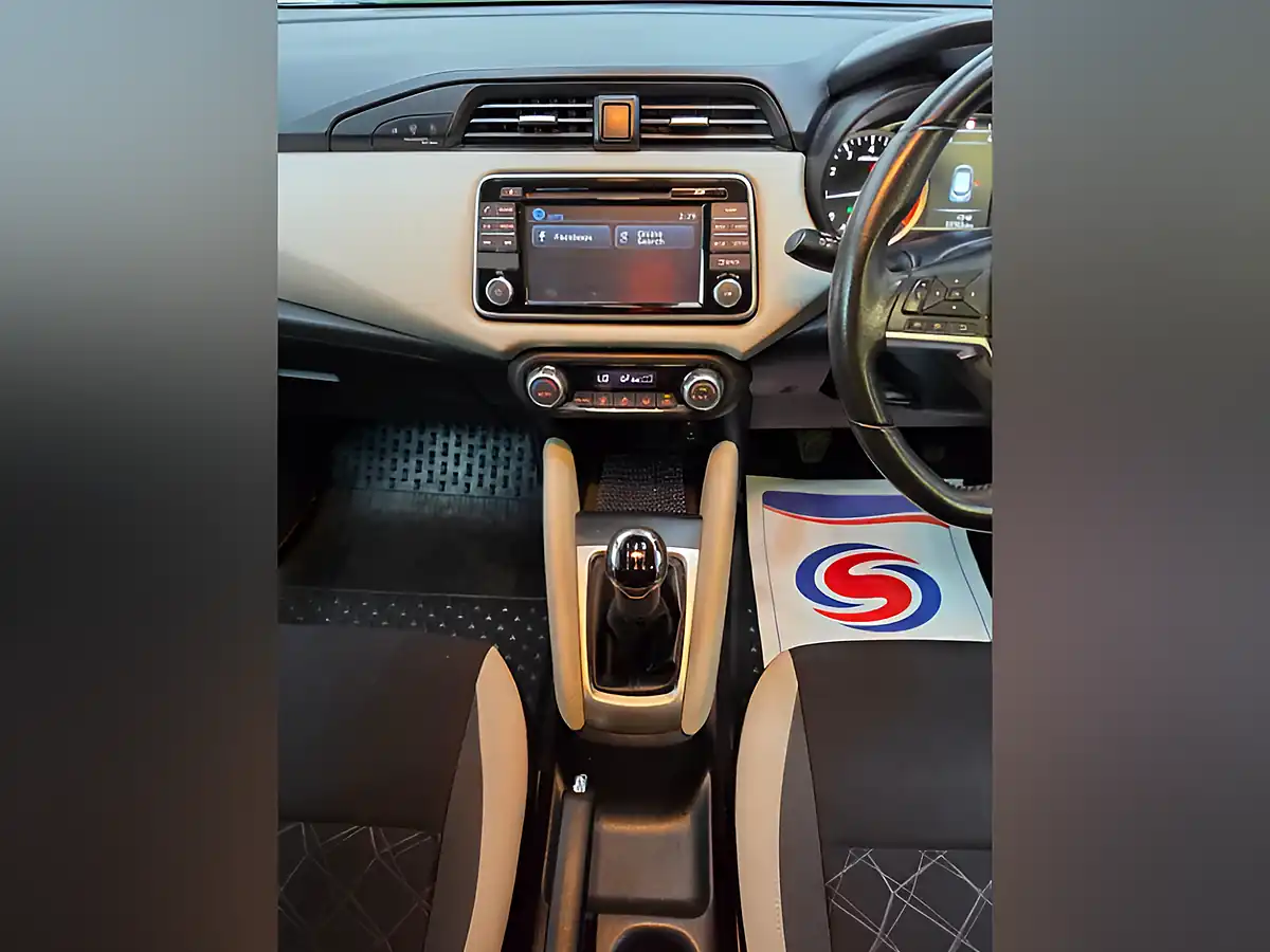 Used 2017 Nissan Micra N-Connecta Green - Interior and Exterior details 13