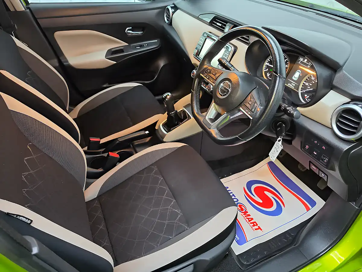 Used 2017 Nissan Micra N-Connecta Green - Interior and Exterior details 16