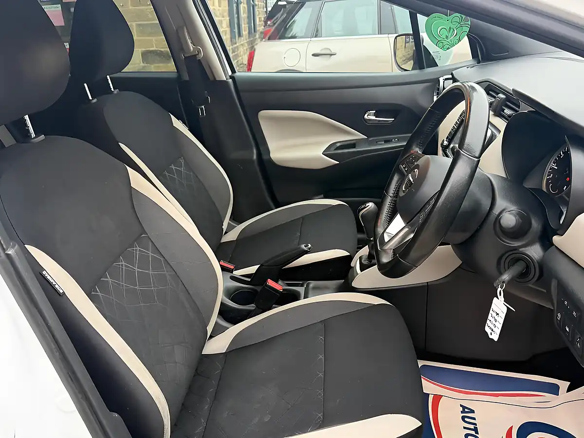 Used 2017 Nissan Micra N-Connecta White - Interior and Exterior details 13