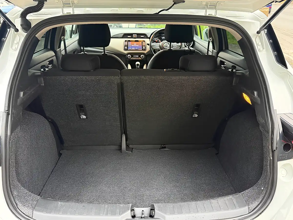 Used 2017 Nissan Micra N-Connecta White - Interior and Exterior details 14