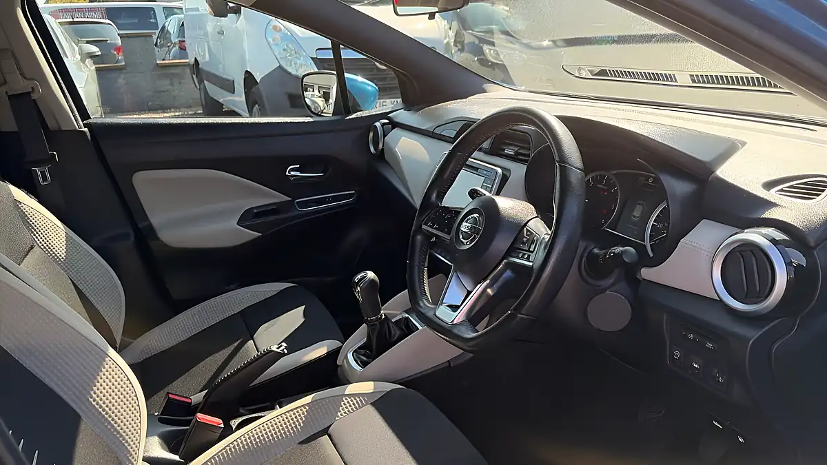 Used 2017 Nissan Micra Tekna Blue - Interior and Exterior details 13