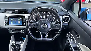 Used 2017 Nissan Micra Tekna Blue - Interior and Exterior details 8