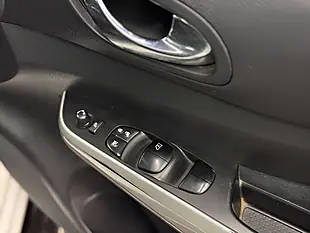 Used 2017 Nissan Navara Acenta+ White - Interior and Exterior details 10