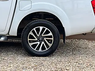 Used 2017 Nissan Navara N-Connecta White - Interior and Exterior details 12