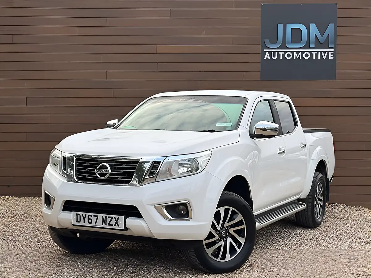 Used 2017 Nissan Navara N-Connecta White - Interior and Exterior details 9