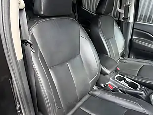 Used 2017 Nissan Navara Tekna Black - Interior and Exterior details 13