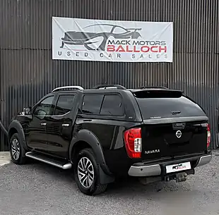 Used 2017 Nissan Navara Tekna Black - Interior and Exterior details 7