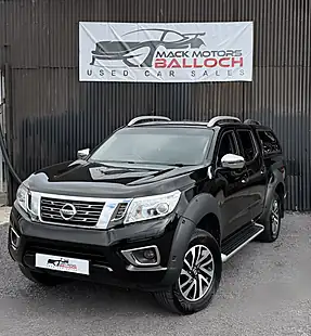 Used 2017 Nissan Navara Tekna Black - Interior and Exterior details 9
