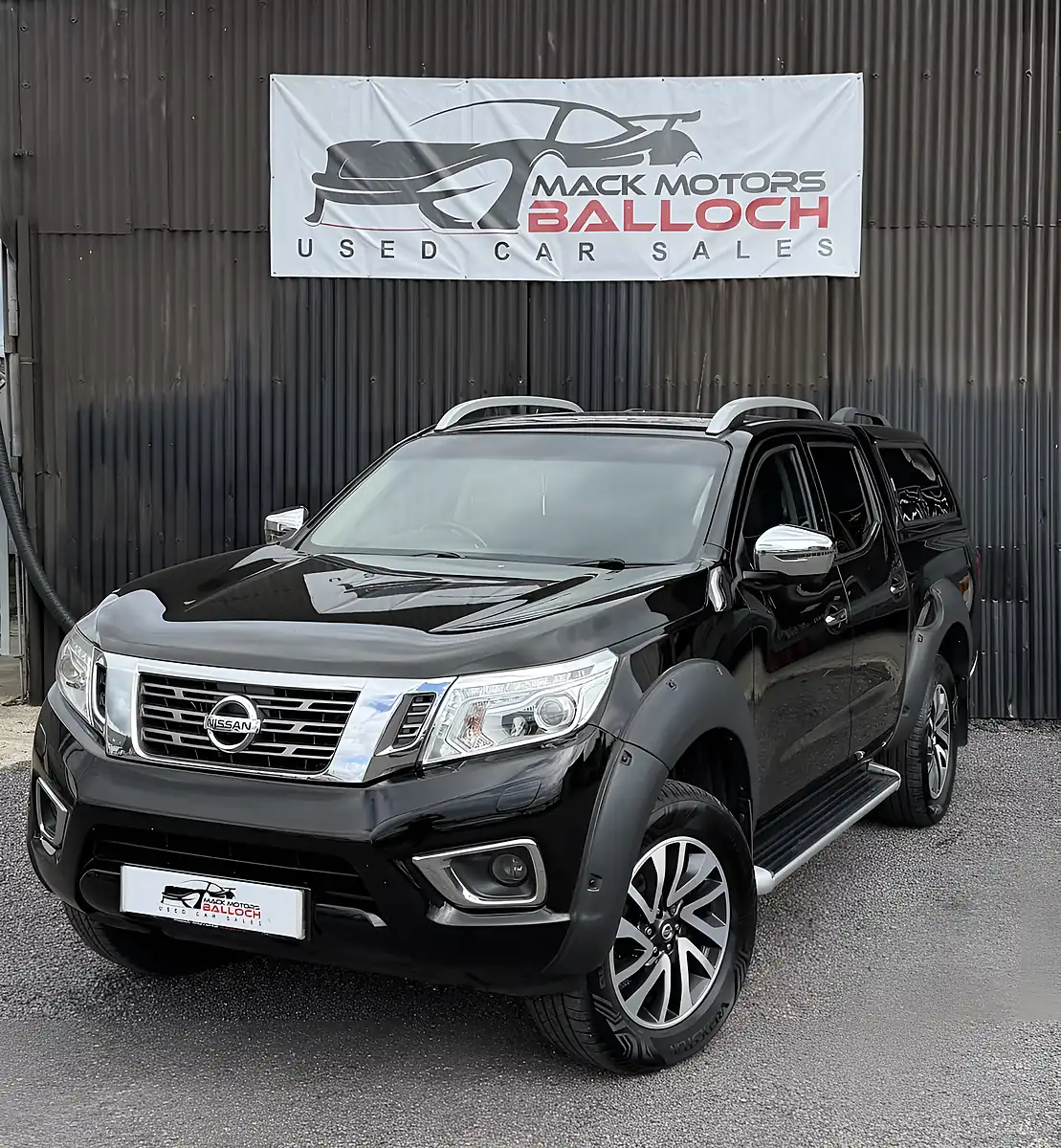 Used 2017 Nissan Navara Tekna Black - Interior and Exterior details 9
