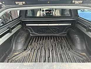 Used 2017 Nissan Navara Tekna Black - Interior and Exterior details 11