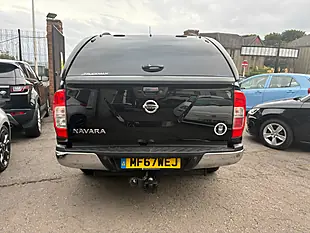 Used 2017 Nissan Navara Tekna Black - Interior and Exterior details 4