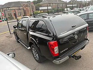 Used 2017 Nissan Navara Tekna Black - Interior and Exterior details 5
