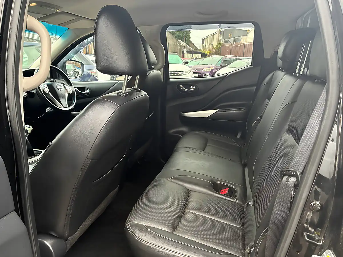 Used 2017 Nissan Navara Tekna Black - Interior and Exterior details 20