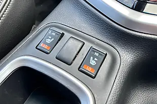 Used 2017 Nissan Navara Tekna Blade Silver - Interior and Exterior details 20
