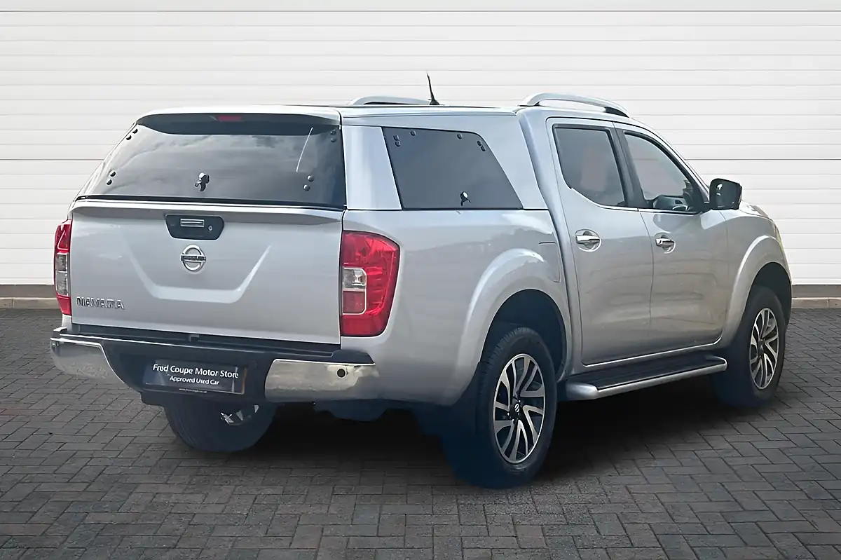 Used 2017 Nissan Navara Tekna Blade Silver - Interior and Exterior details 3
