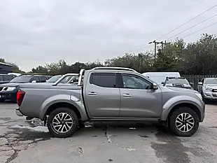 Used 2017 Nissan Navara Tekna Grey - Interior and Exterior details 2