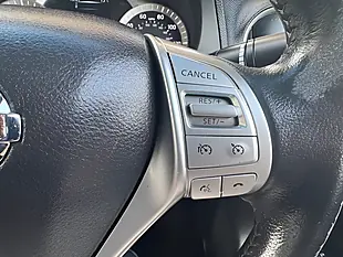 Used 2017 Nissan Navara Tekna Grey - Interior and Exterior details 16