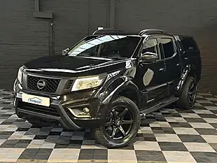 Used 2017 Nissan Navara Tekna Metallic Black - Interior and Exterior details 2