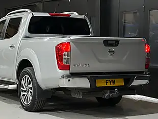 Used 2017 Nissan Navara Tekna Silver - Interior and Exterior details 19