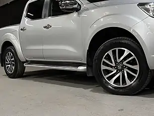 Used 2017 Nissan Navara Tekna Silver - Interior and Exterior details 20