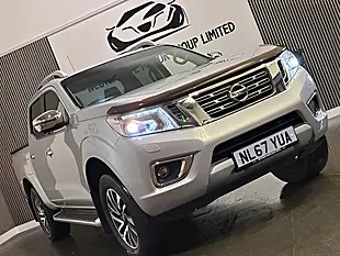 Used 2017 Nissan Navara Tekna Silver - Interior and Exterior details 8