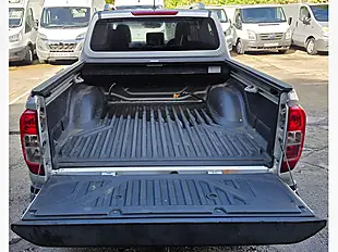 Used 2017 Nissan Navara Tekna Silver - Interior and Exterior details 11