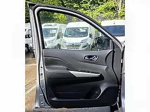 Used 2017 Nissan Navara Tekna Silver - Interior and Exterior details 19
