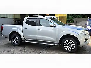 Used 2017 Nissan Navara Tekna Silver - Interior and Exterior details 5