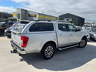 Used 2017 Nissan Navara Tekna Silver - Interior and Exterior details 12