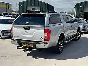 Used 2017 Nissan Navara Tekna Silver - Interior and Exterior details 13