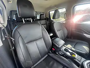 Used 2017 Nissan Navara Tekna Silver - Interior and Exterior details 14