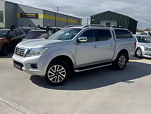 Used 2017 Nissan Navara Tekna Silver - Interior and Exterior details 3