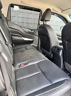 Used 2017 Nissan Navara Tekna White - Interior and Exterior details 12