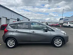 Used 2017 Nissan Note Acenta Premium Grey - Interior and Exterior details 4