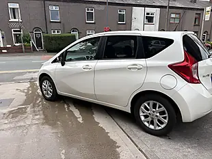 Used 2017 Nissan Note Acenta Premium White - Interior and Exterior details 3