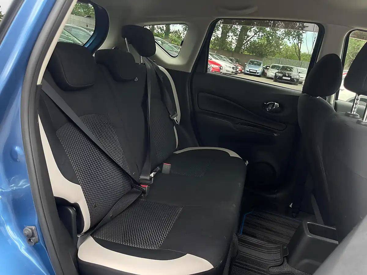 Used 2017 Nissan Note Blue - Interior and Exterior details 12