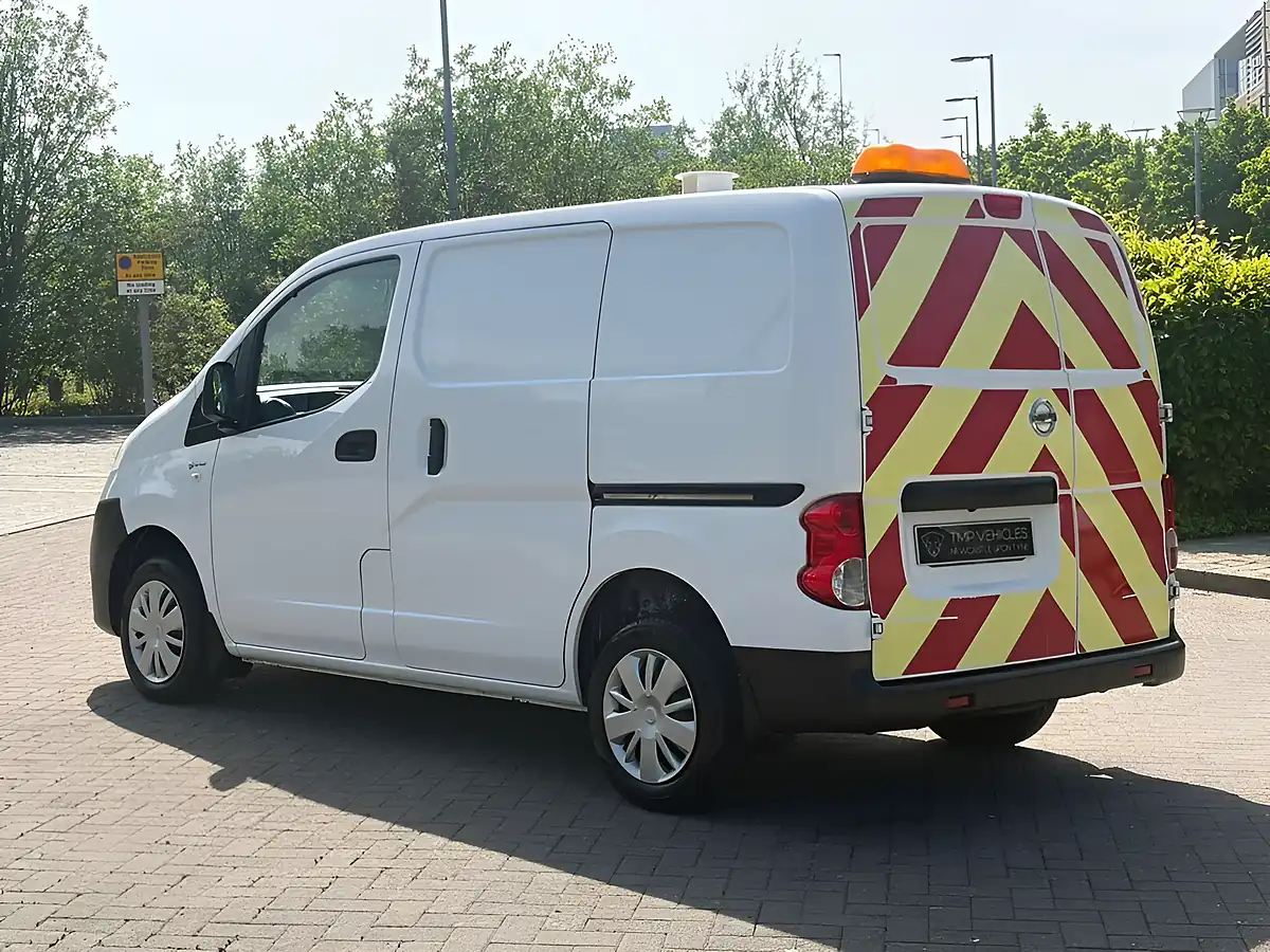 Used 2017 Nissan NV200 Acenta White - Interior and Exterior details 12