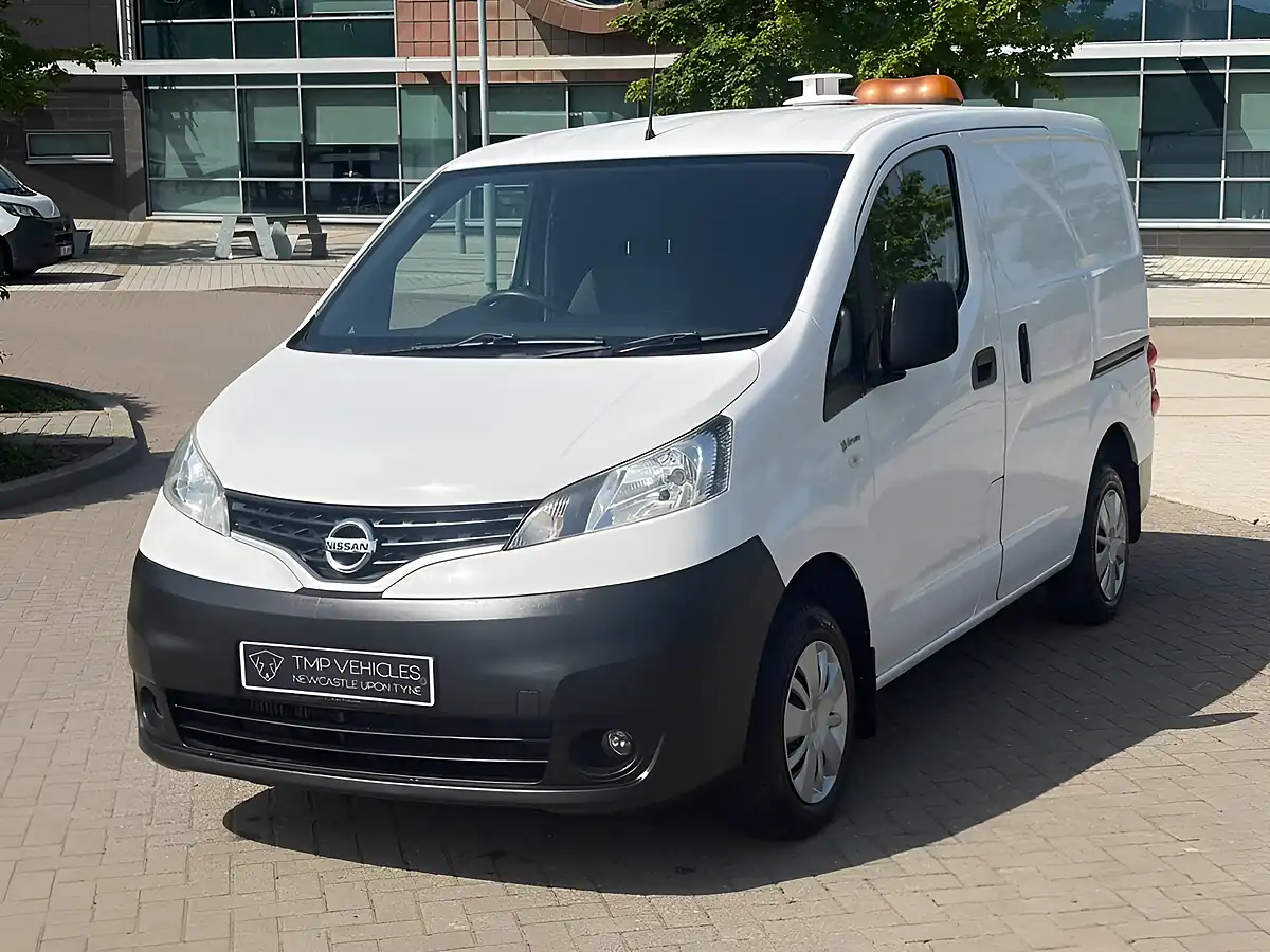 Used 2017 Nissan NV200 Acenta White - Interior and Exterior details 13