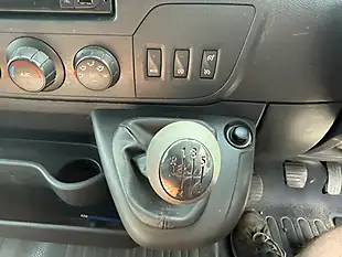 Used 2017 Nissan NV400 Se White - Interior and Exterior details 15