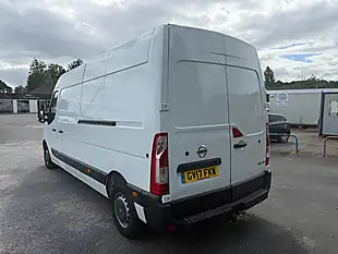 Used 2017 Nissan NV400 Se White - Interior and Exterior details 6
