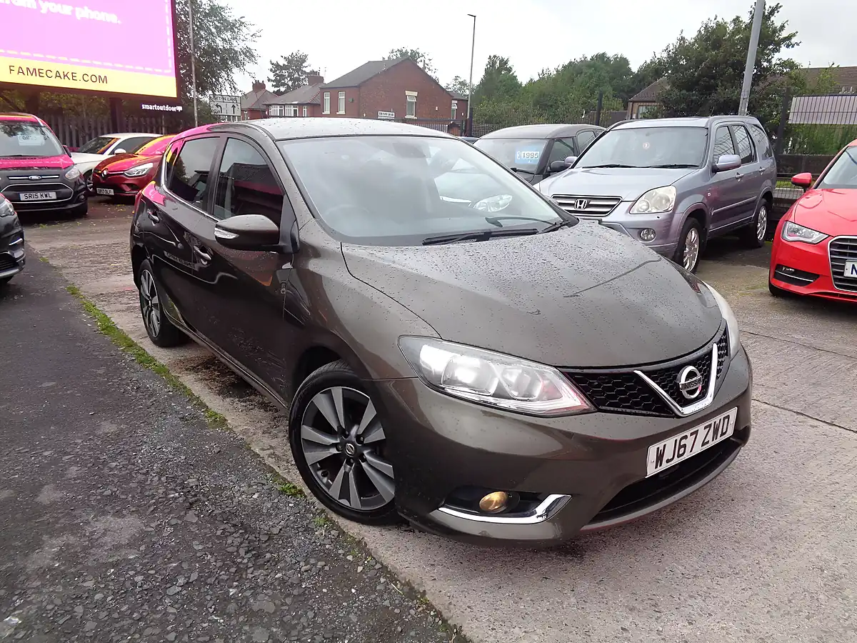 Used 2017 Nissan Pulsar N-Connecta Bronze - Interior and Exterior details 2