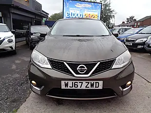 Used 2017 Nissan Pulsar N-Connecta Bronze - Interior and Exterior details 3