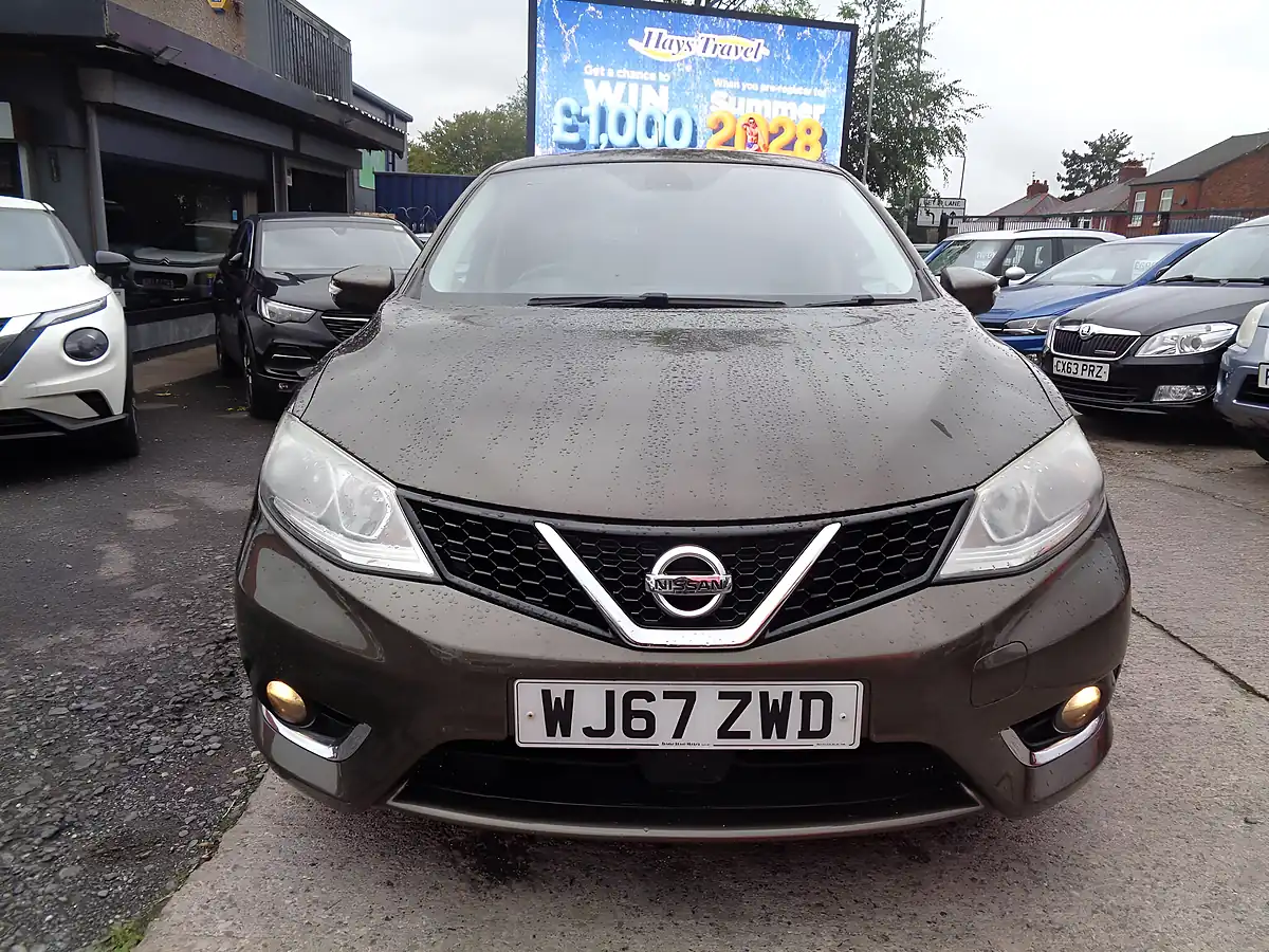 Used 2017 Nissan Pulsar N-Connecta Bronze - Interior and Exterior details 3