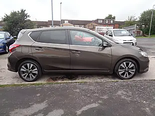 Used 2017 Nissan Pulsar N-Connecta Bronze - Interior and Exterior details 5