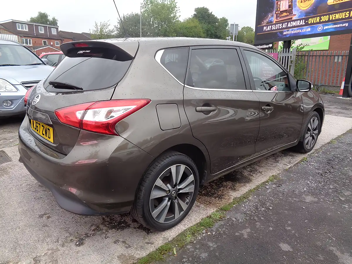 Used 2017 Nissan Pulsar N-Connecta Bronze - Interior and Exterior details 6